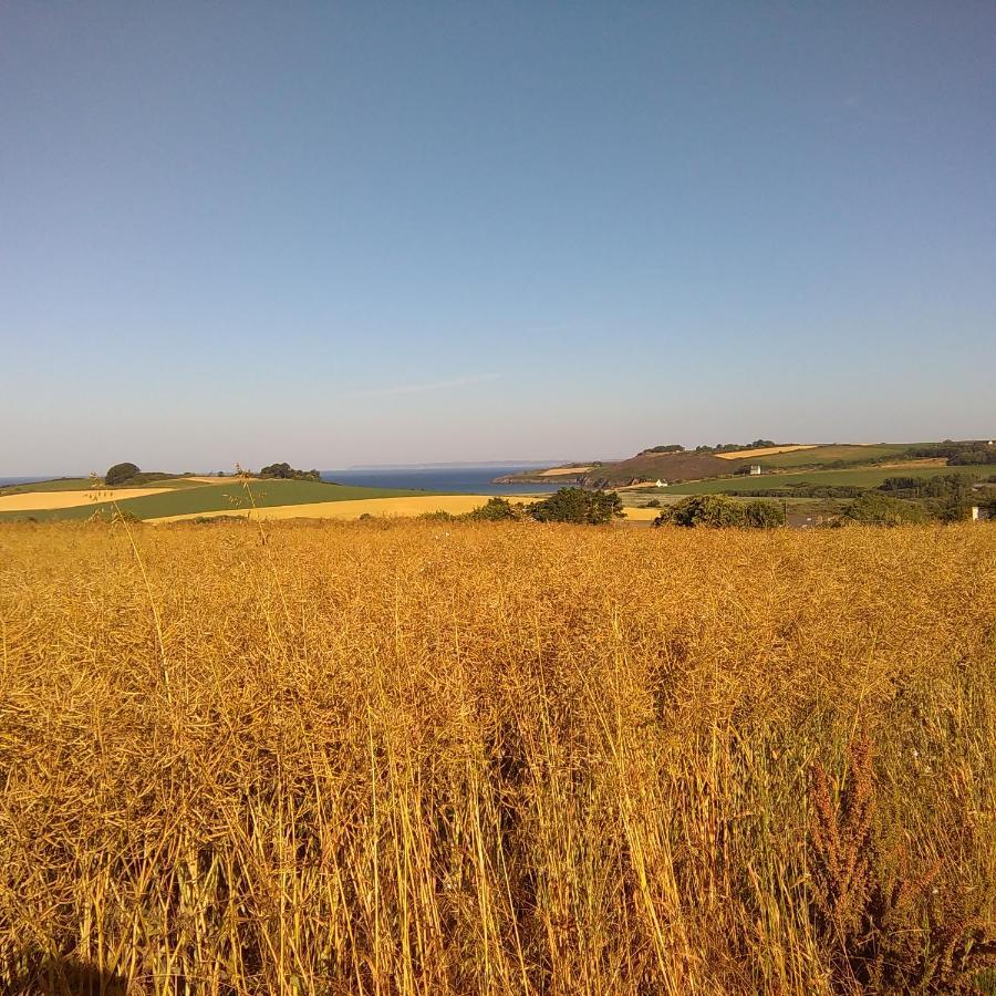 Loue Chambre Chez L Habitant Acces A La Cuisine A 10 Mn Des Plages Ploeven ภายนอก รูปภาพ