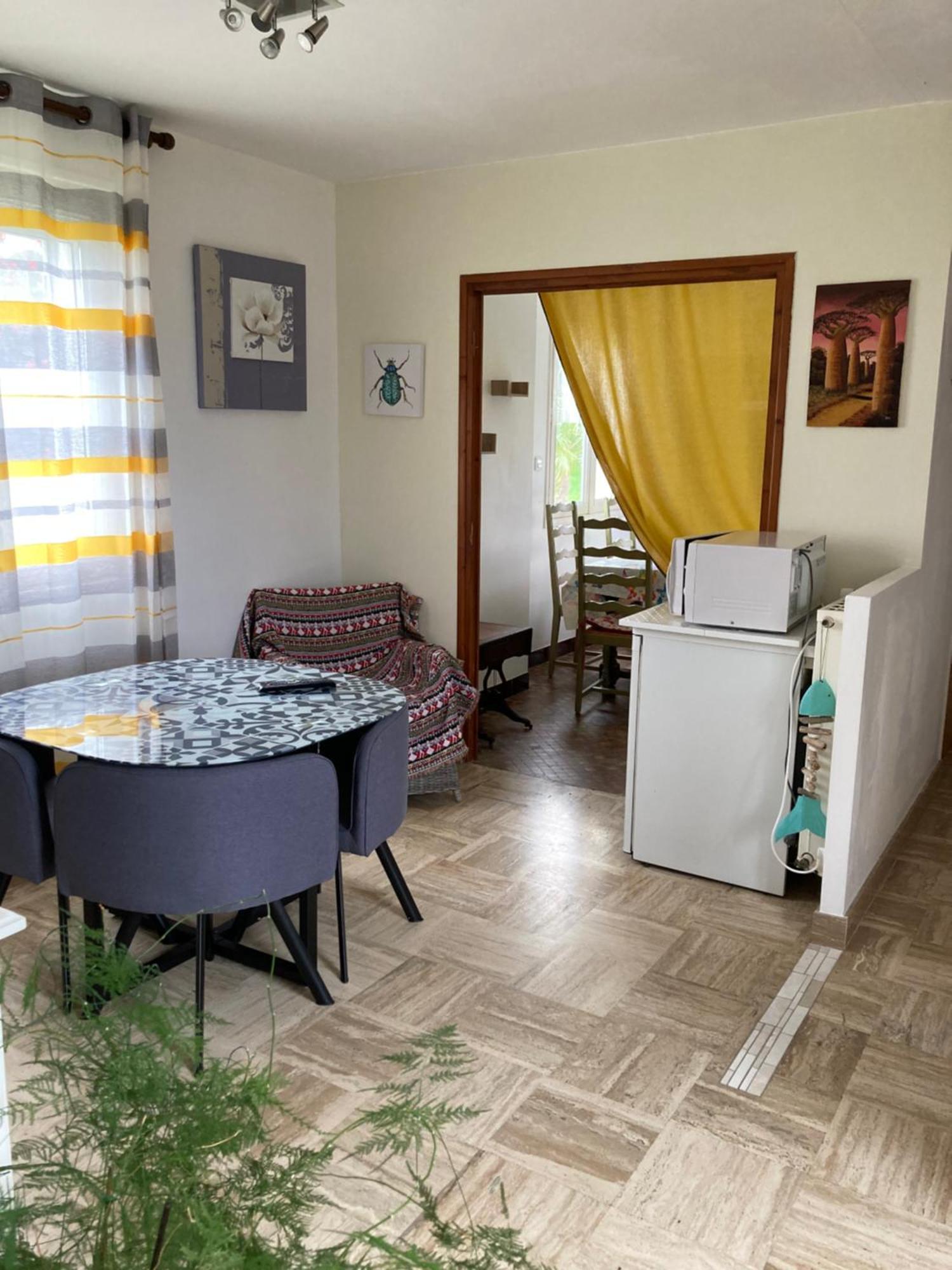 Loue Chambre Chez L Habitant Acces A La Cuisine A 10 Mn Des Plages Ploeven ภายนอก รูปภาพ
